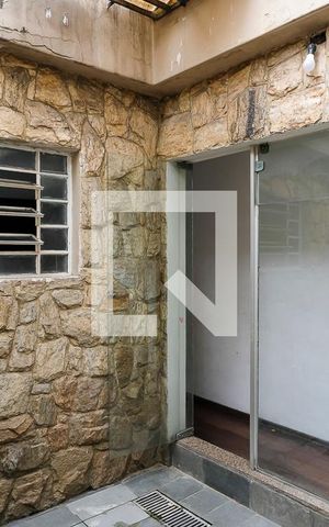 Casa à venda com 512m², 4 quartos e 6 vagasQuintal