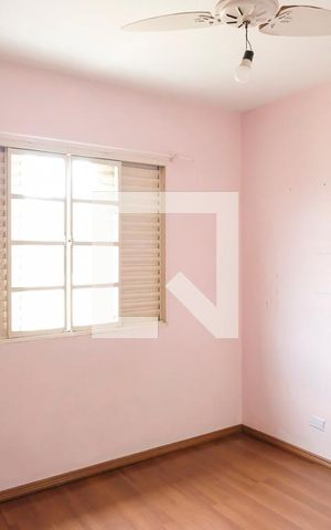 Casa à venda com 512m², 4 quartos e 6 vagasQuarto 2
