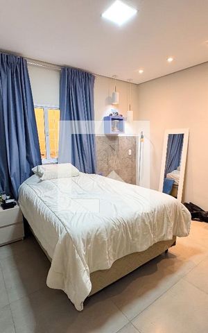 Casa à venda com 582m², 8 quartos e 3 vagas Casa à venda com 582m², 8 quartos e 3 vagasQuarto 2