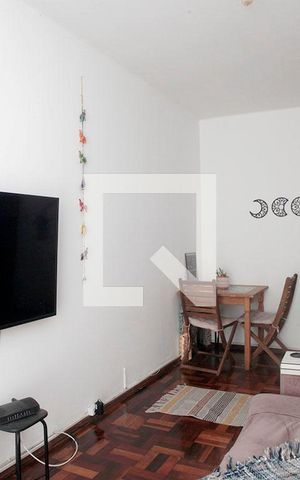 Apartamento à venda com 47m², 1 quarto e sem vagaSala
