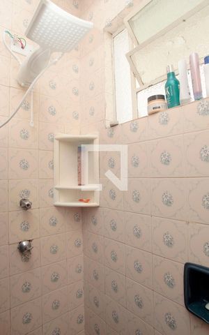 Apartamento à venda com 47m², 1 quarto e sem vagaBanheiro