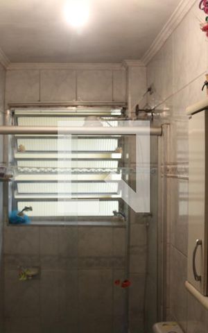 Casa à venda com 232m², 4 quartos e 2 vagasBanheiro 1