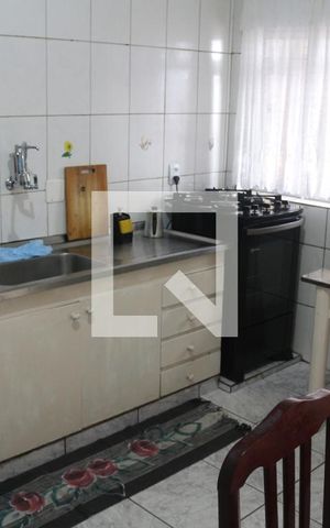 Casa à venda com 232m², 4 quartos e 2 vagasCozinha
