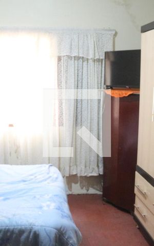 Casa à venda com 232m², 4 quartos e 2 vagasQuarto 2
