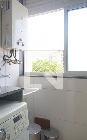 Apartamento para alugar com 92m², 2 quartos e 1 vaga Apartamento para alugar com 92m², 2 quartos e 1 vagaÁrea de Serviço