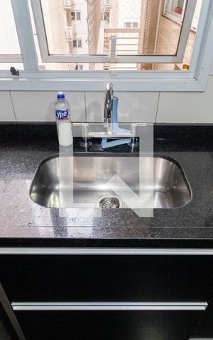 Apartamento à venda com 141m², 3 quartos e 2 vagasDetalhe - Cozinha