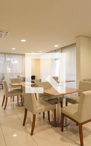 Apartamento à venda com 141m², 3 quartos e 2 vagas Apartamento à venda com 141m², 3 quartos e 2 vagasSalão de Festas