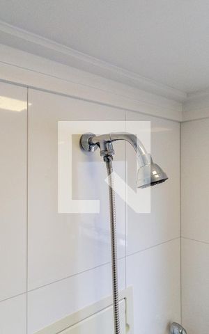 Apartamento à venda com 141m², 3 quartos e 2 vagasDetalhe Banheiro - Suíte 2