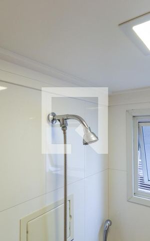 Apartamento à venda com 141m², 3 quartos e 2 vagasDetalhe Banheiro - Suíte 1