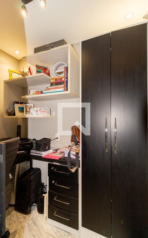 Apartamento à venda com 141m², 3 quartos e 2 vagasEscritório
