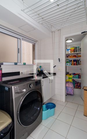 Apartamento à venda com 141m², 3 quartos e 2 vagasÁrea de Serviço