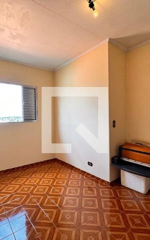 Casa à venda com 212m², 4 quartos e 2 vagas Casa à venda com 212m², 4 quartos e 2 vagasQuarto 1 edícula
