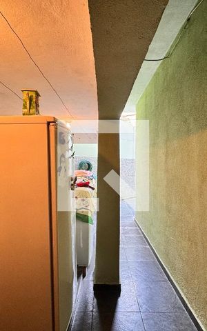 Casa à venda com 212m², 4 quartos e 2 vagas Casa à venda com 212m², 4 quartos e 2 vagasLavanderia