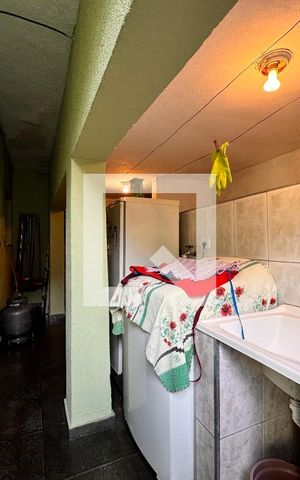 Casa à venda com 212m², 4 quartos e 2 vagas Casa à venda com 212m², 4 quartos e 2 vagasLavanderia