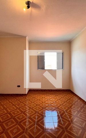 Casa à venda com 212m², 4 quartos e 2 vagas Casa à venda com 212m², 4 quartos e 2 vagasSuite da edícula