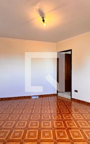 Casa à venda com 212m², 4 quartos e 2 vagas Casa à venda com 212m², 4 quartos e 2 vagasSuite da edícula