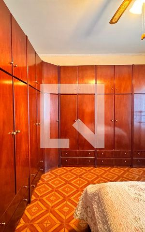 Casa à venda com 212m², 4 quartos e 2 vagas Casa à venda com 212m², 4 quartos e 2 vagasQuarto 2