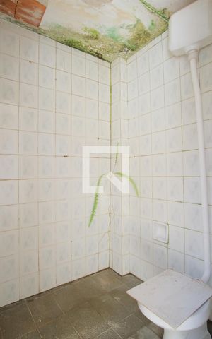 Casa à venda com 200m², 3 quartos e 6 vagasBanheiro de serviço