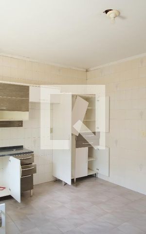 Casa à venda com 200m², 3 quartos e 6 vagasCozinha