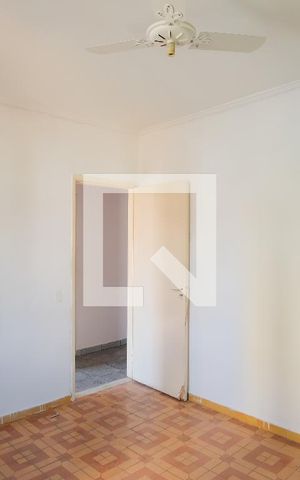 Casa à venda com 200m², 3 quartos e 6 vagasQuarto 2