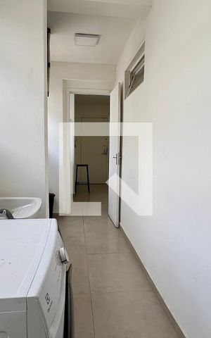 Apartamento à venda com 85m², 2 quartos e 1 vagaÁrea de Serviço