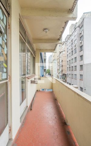 Apartamento para alugar com 105m², 3 quartos e 1 vaga Apartamento para alugar com 105m², 3 quartos e 1 vagaVaranda