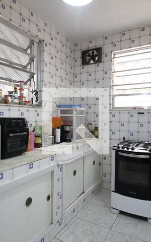 Casa de condomínio à venda com 251m², 4 quartos e 2 vagasCozinha
