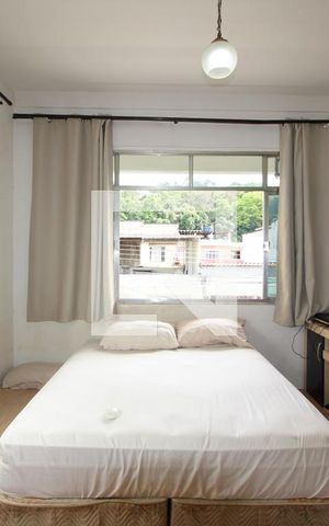 Casa de condomínio à venda com 251m², 4 quartos e 2 vagasQuarto 3 - Suíte