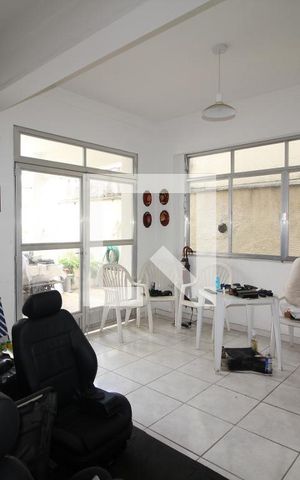 Casa de condomínio à venda com 251m², 4 quartos e 2 vagasSala da Área Externa
