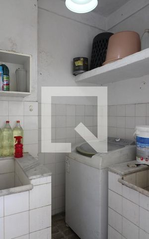 Casa de condomínio à venda com 251m², 4 quartos e 2 vagasÁrea de Serviço