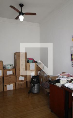 Casa de condomínio à venda com 251m², 4 quartos e 2 vagasQuarto 2 - Suíte