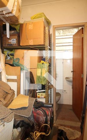Casa de condomínio à venda com 251m², 4 quartos e 2 vagasQuarto de Serviço