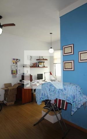 Casa de condomínio à venda com 251m², 4 quartos e 2 vagasQuarto 2 - Suíte