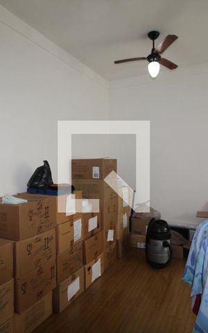 Casa de condomínio à venda com 251m², 4 quartos e 2 vagasQuarto 2 - Suíte