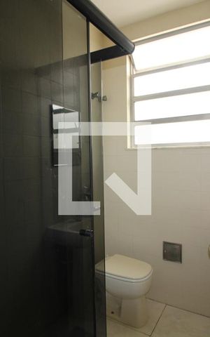 Casa de condomínio à venda com 251m², 4 quartos e 2 vagasQuarto 2 - Banheiro da Suíte