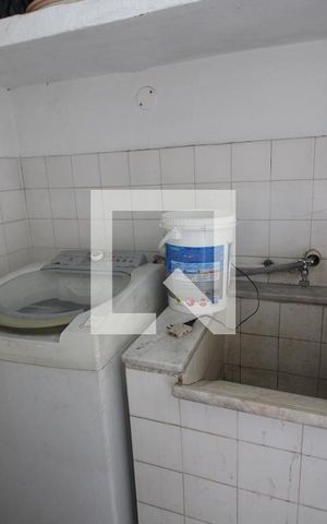 Casa de condomínio à venda com 251m², 4 quartos e 2 vagasÁrea de Serviço