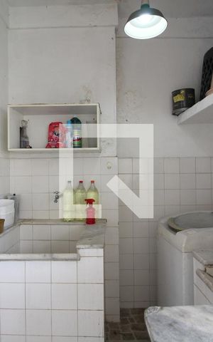 Casa de condomínio à venda com 251m², 4 quartos e 2 vagasÁrea de Serviço