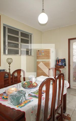 Casa de condomínio à venda com 251m², 4 quartos e 2 vagasSala de Jantar