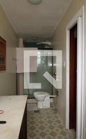 Casa de condomínio à venda com 251m², 4 quartos e 2 vagasQuarto 1 - Banheiro da Suíte