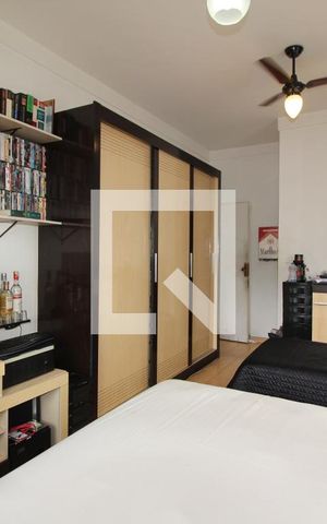 Casa de condomínio à venda com 251m², 4 quartos e 2 vagasQuarto 3 - Suíte