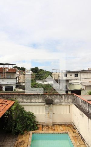 Casa de condomínio à venda com 251m², 4 quartos e 2 vagasQuarto 1 - Vista da Suíte