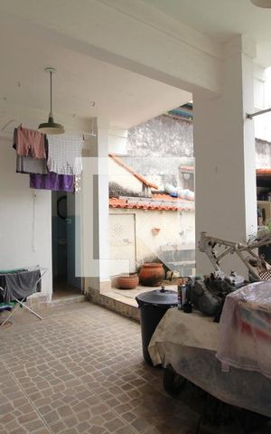 Casa de condomínio à venda com 251m², 4 quartos e 2 vagasVaranda 1° Piso