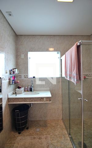 Apartamento à venda com 287m², 3 quartos e 2 vagasBanheiro Social