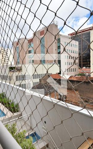 Apartamento à venda com 57m², 2 quartos e 1 vagaSala - Sacada - Vista
