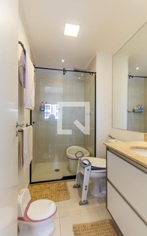 Apartamento para alugar com 92m², 2 quartos e 2 vagas Apartamento para alugar com 92m², 2 quartos e 2 vagasBanheiro da Suíte 2
