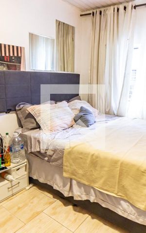 Casa à venda com 120m², 5 quartos e sem vaga Casa à venda com 120m², 5 quartos e sem vagaSuíte