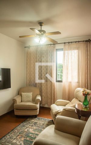 Apartamento à venda com 124m², 4 quartos e 3 vagasQuarto 2