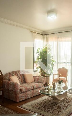 Apartamento à venda com 124m², 4 quartos e 3 vagasSala