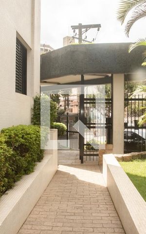 Apartamento à venda com 124m², 4 quartos e 3 vagasEntrada
