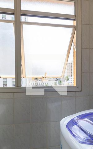 Studio à venda com 48m², 1 quarto e 1 vaga Studio à venda com 48m², 1 quarto e 1 vagaÁrea de serviço